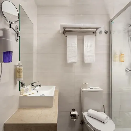 Hotel Empire Marques