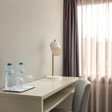 Hotell Empire Marques 3*