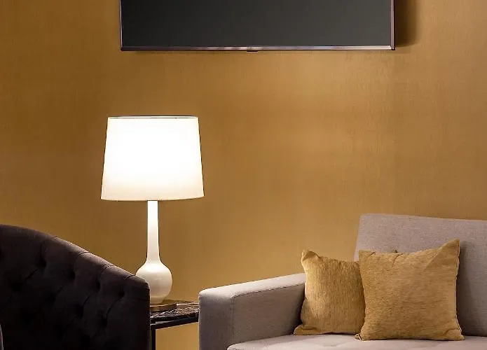 Hotel Empire Marques