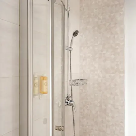 Empire Marques ホテル